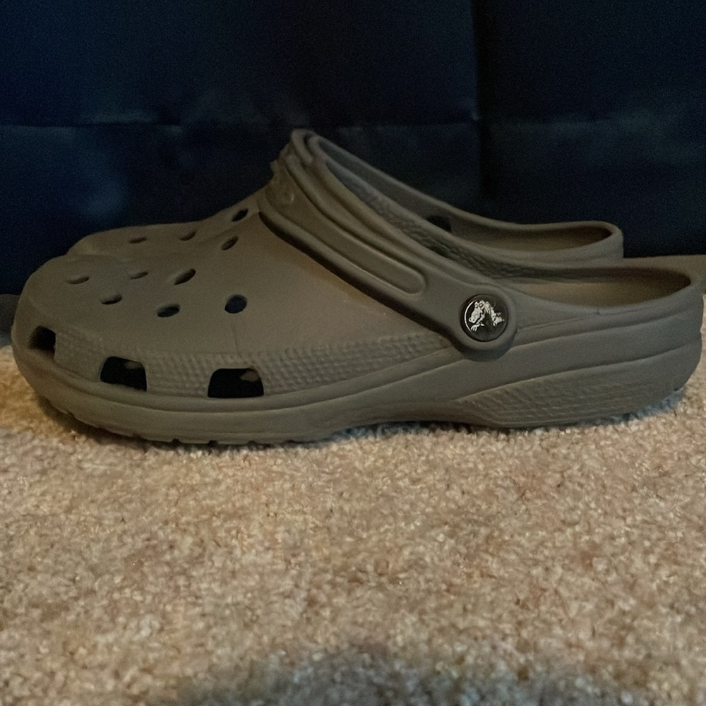 Crocs - Picture 2 of 3